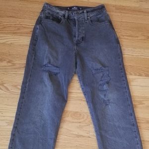 Hollister Ultra High-Rise Vintage Straight Jean